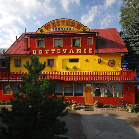 Western Penzion Ruzomberok Dış mekan fotoğraf