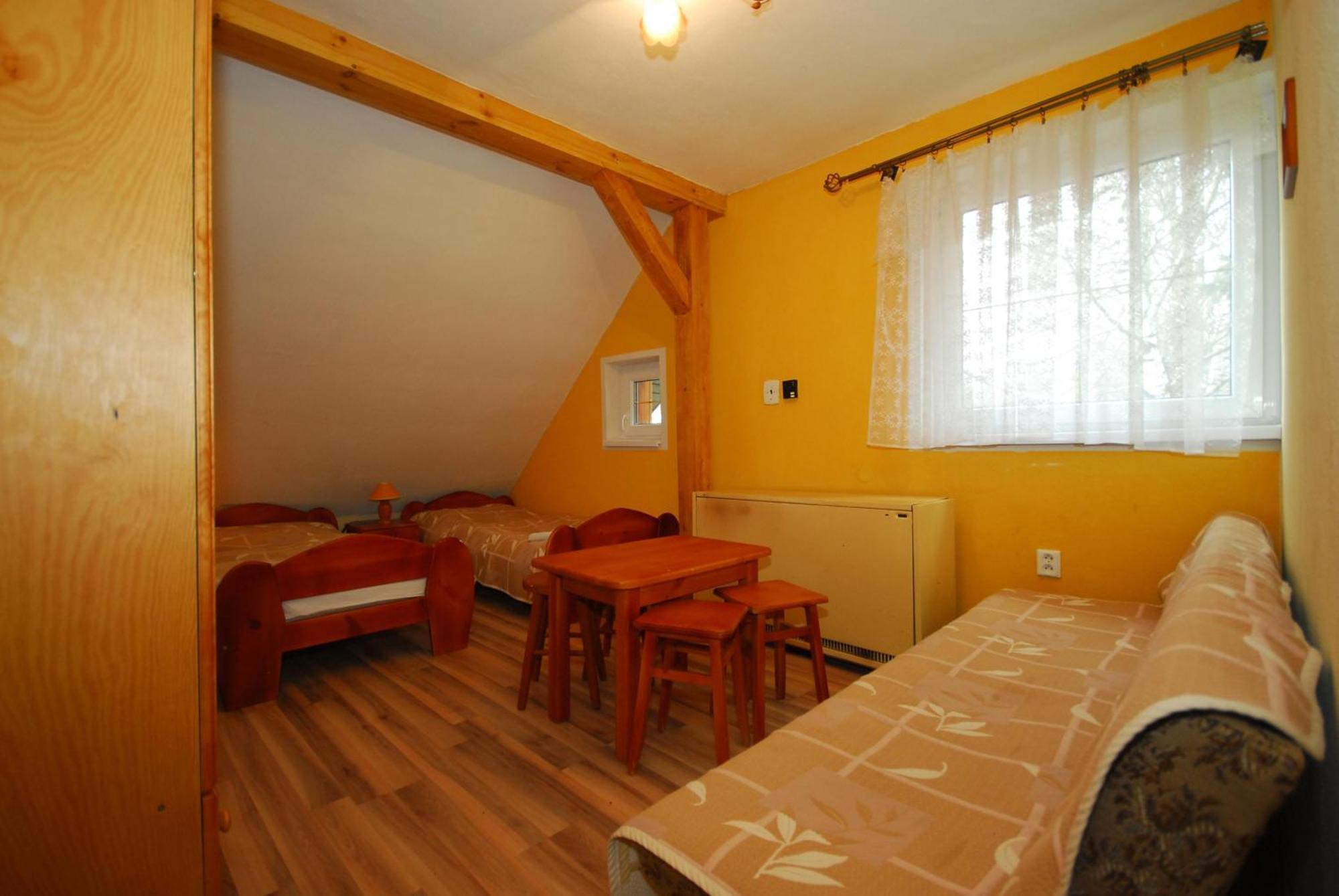 Western Penzion Ruzomberok Dış mekan fotoğraf