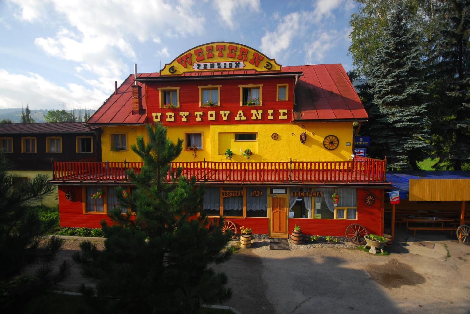 Western Penzion Ruzomberok Dış mekan fotoğraf